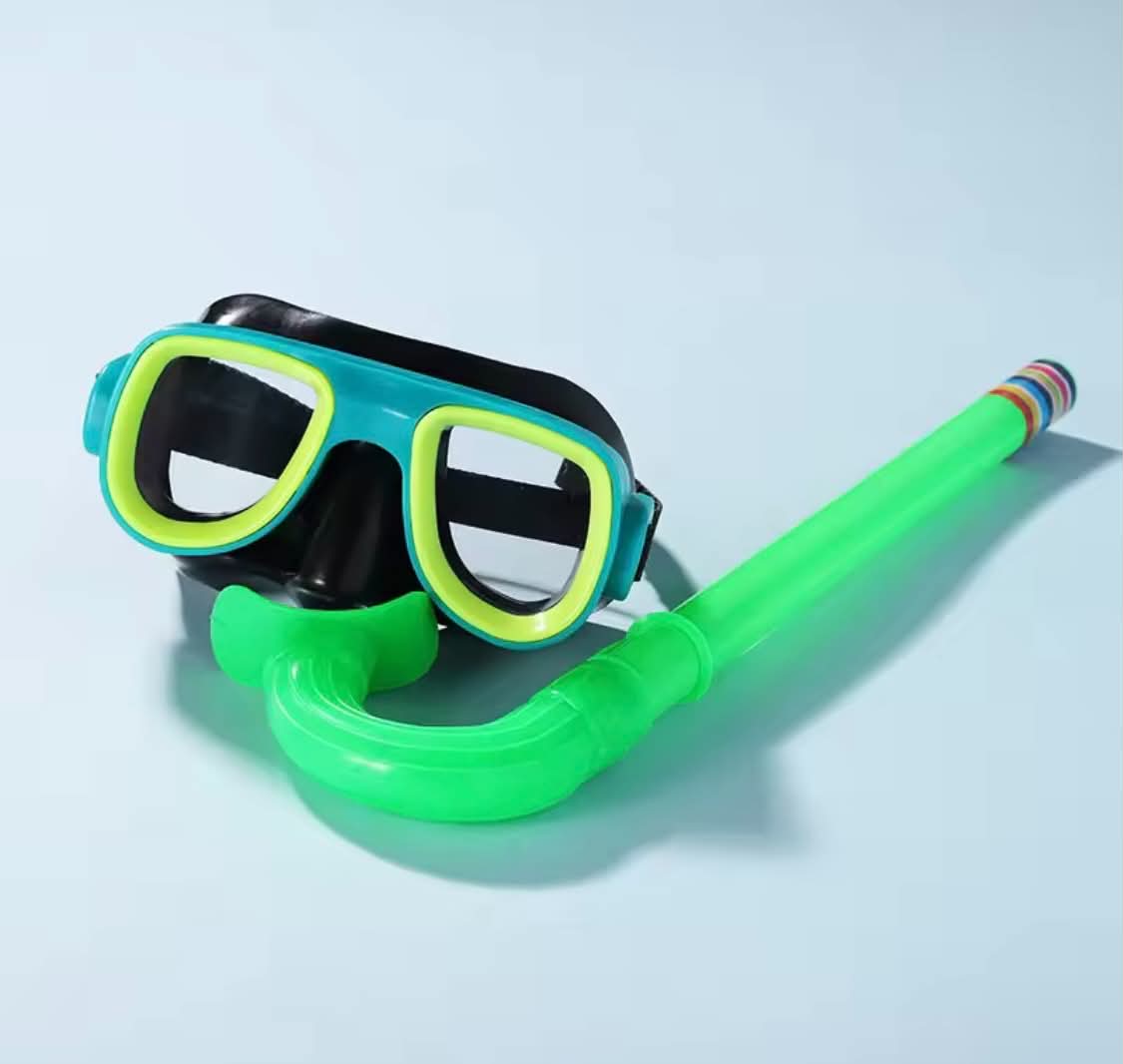 2-Piece Recreational Snorkeling Set | Dual-Lens Swim Mask & J-Tube Snorkel Combo